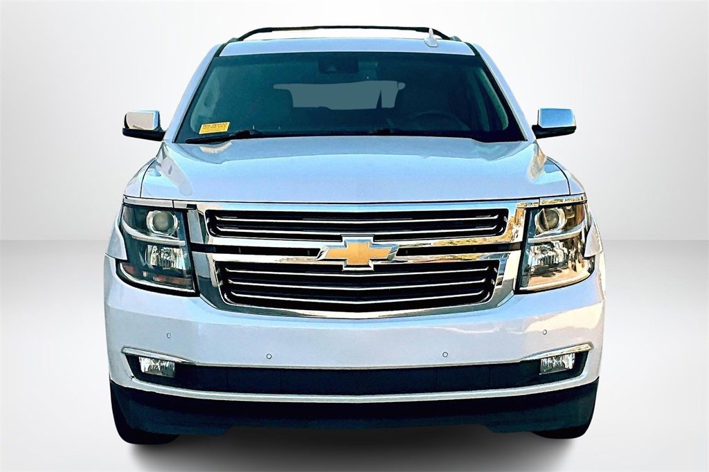 Used 2020 Chevrolet Suburban Premier image 2