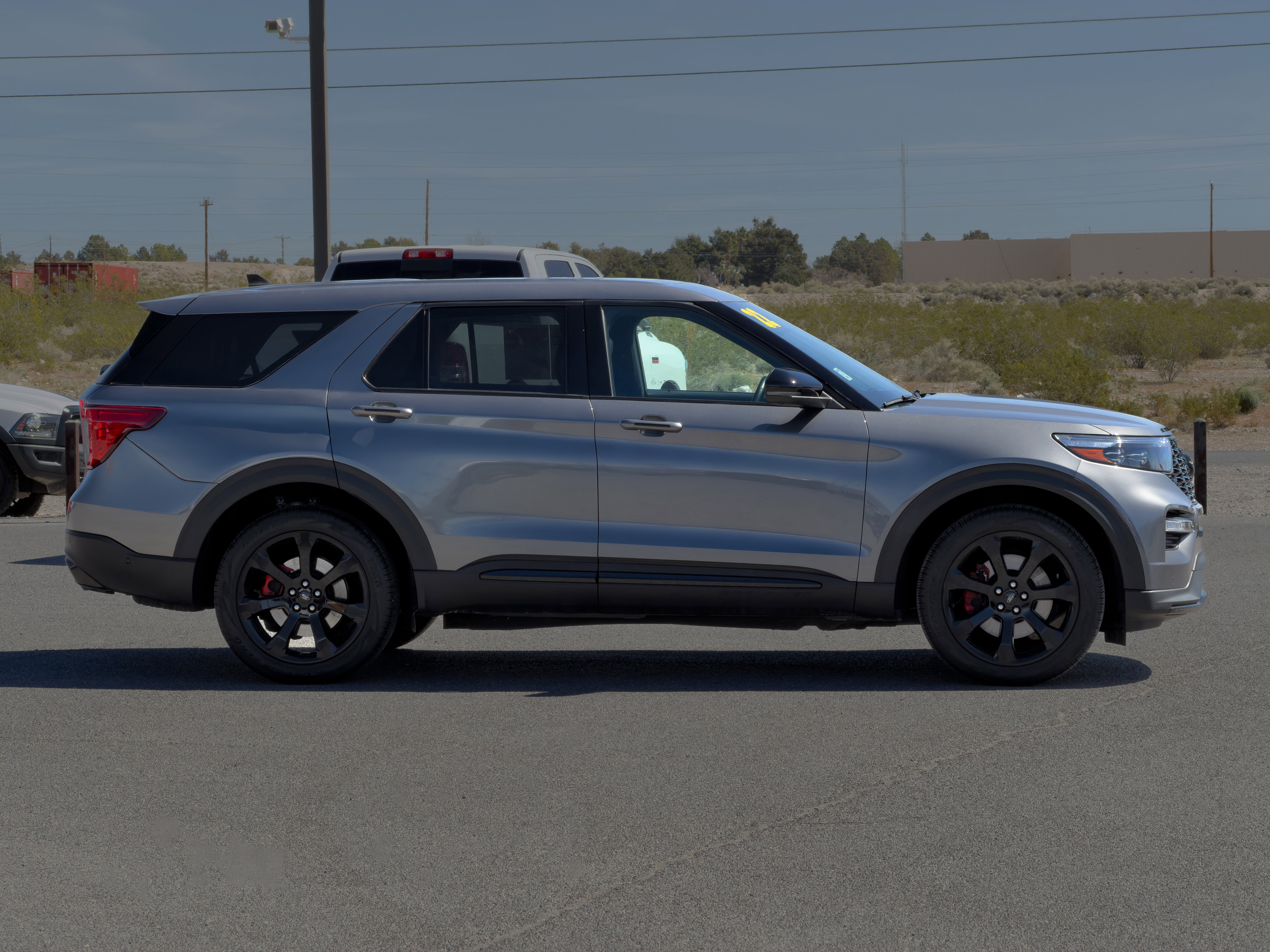 Used 2022 Ford Explorer ST w/ Equipment Group 401A image 6