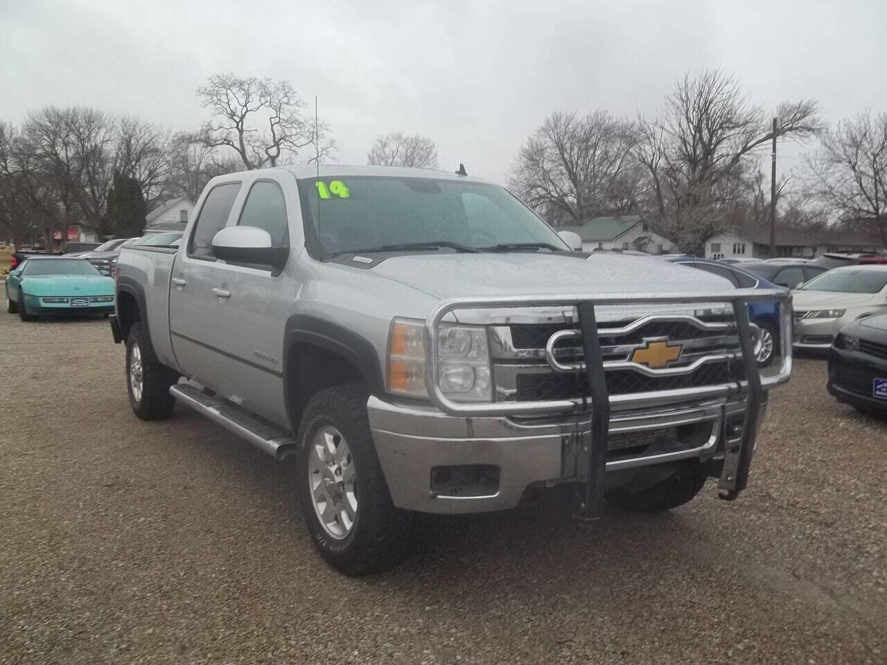 Used 2014 Chevrolet Silverado 2500 LTZ w/ LTZ Plus Package AWD/4WD image 3