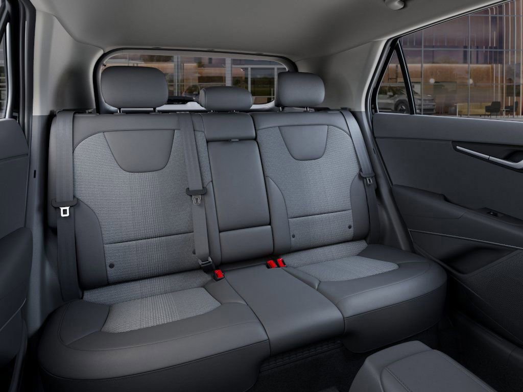 New 2026 Kia Niro EX image 16