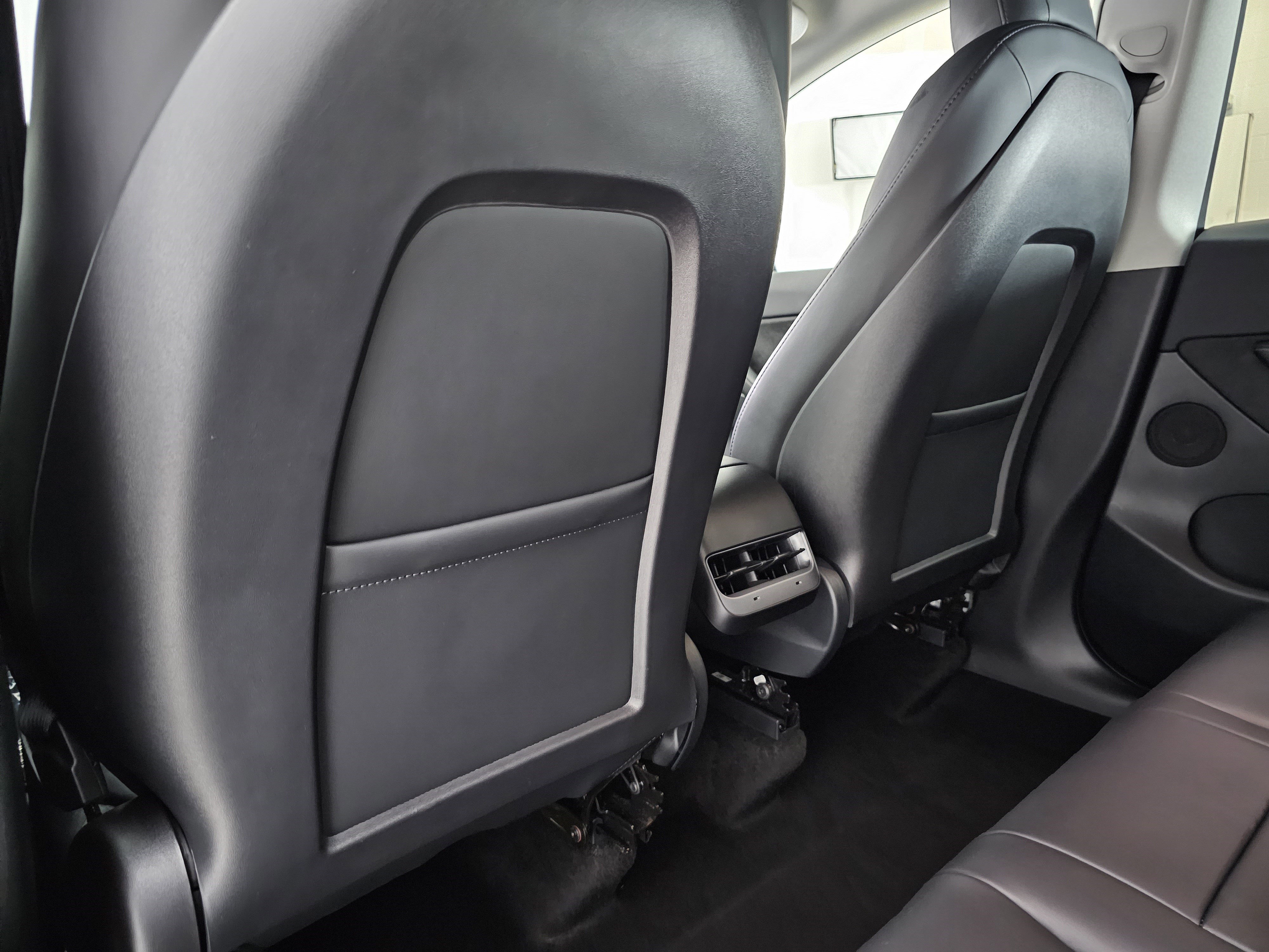 Used 2022 Tesla Model Y Performance image 19