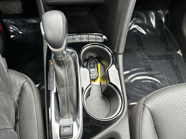 Used 2023 Buick Encore GX Essence w/ Experience Buick Package FWD image 23