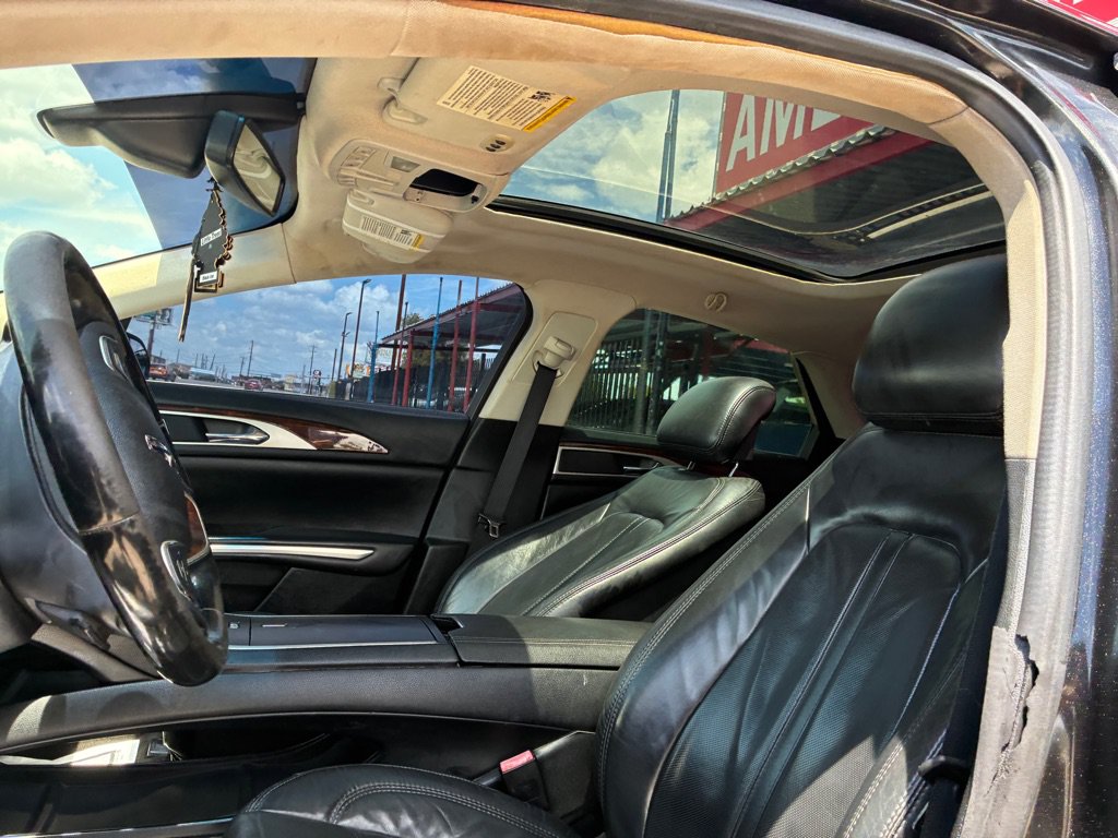 Used 2015 Lincoln MKZ w/ Equipment Group 102A Reserve FWD image 23