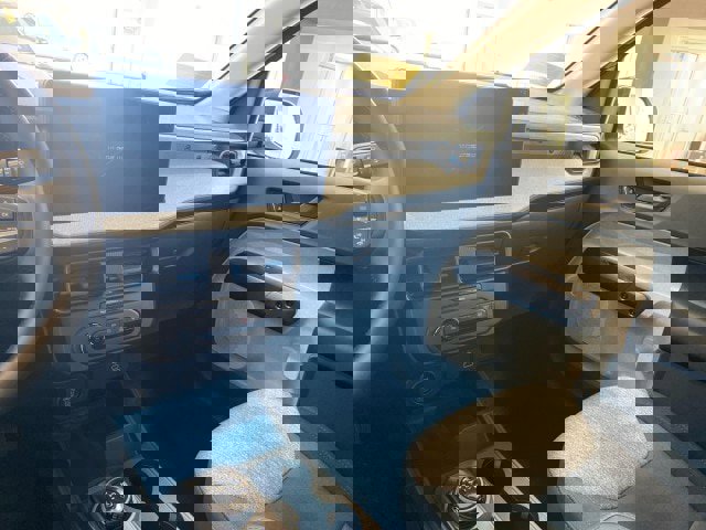 New 2025 Ford Maverick XLT image 12