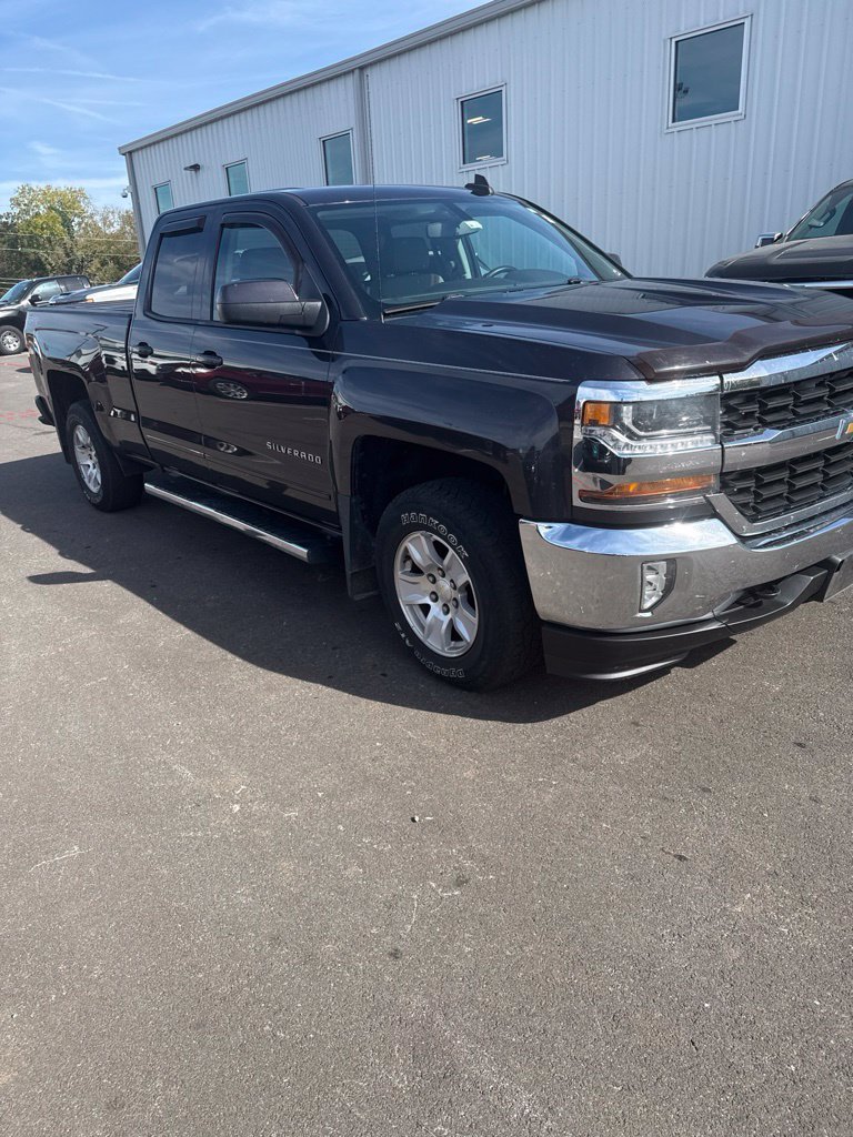 Used 2016 Chevrolet Silverado 1500 LT w/ All Star Edition AWD/4WD image 4