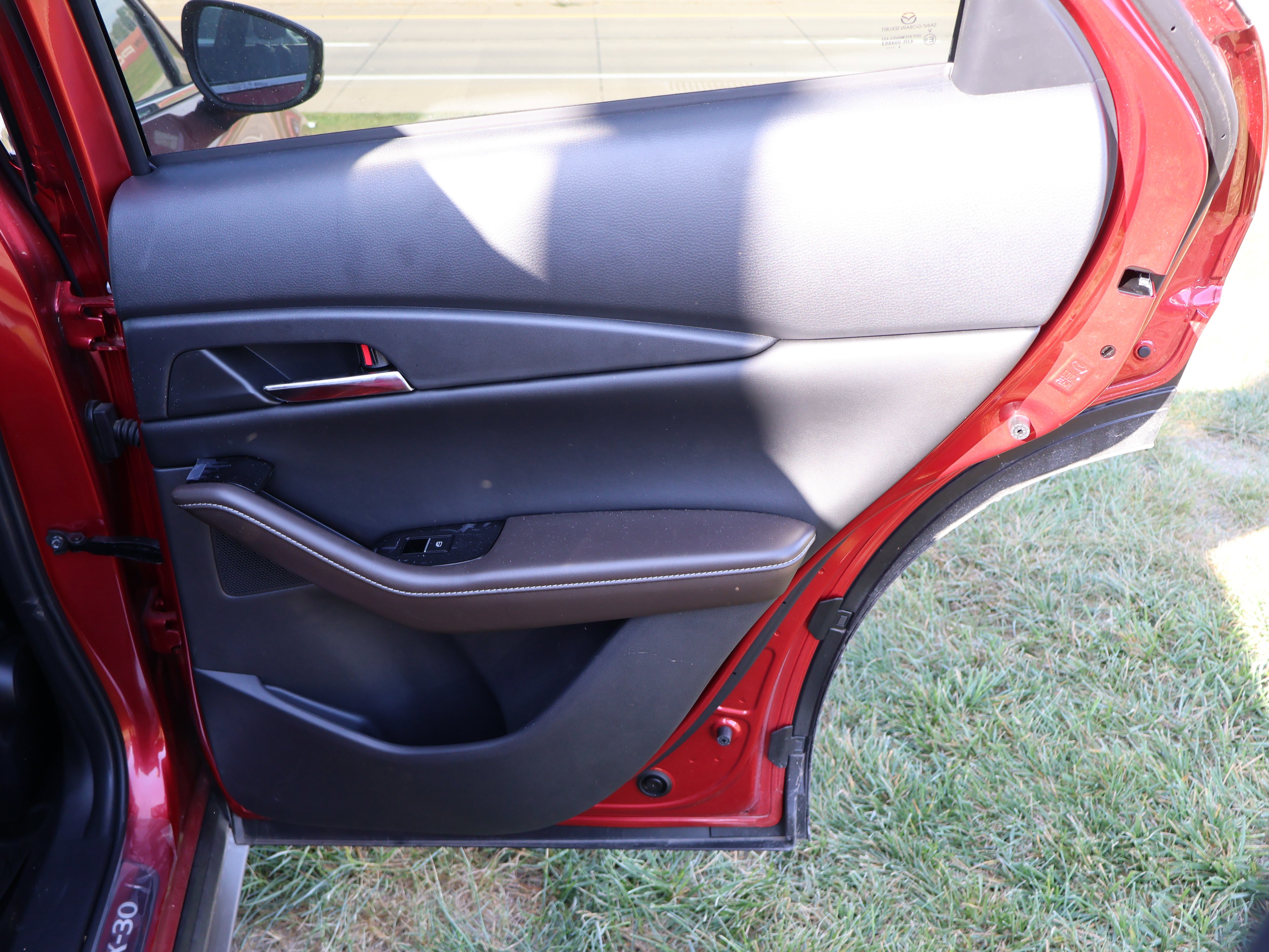 Certified 2025 MAZDA CX-30 2.5 Turbo w/ Premium Plus Pkg image 13