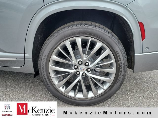 New 2026 Buick Enclave Avenir w/ Super Cruise Package FWD image 31