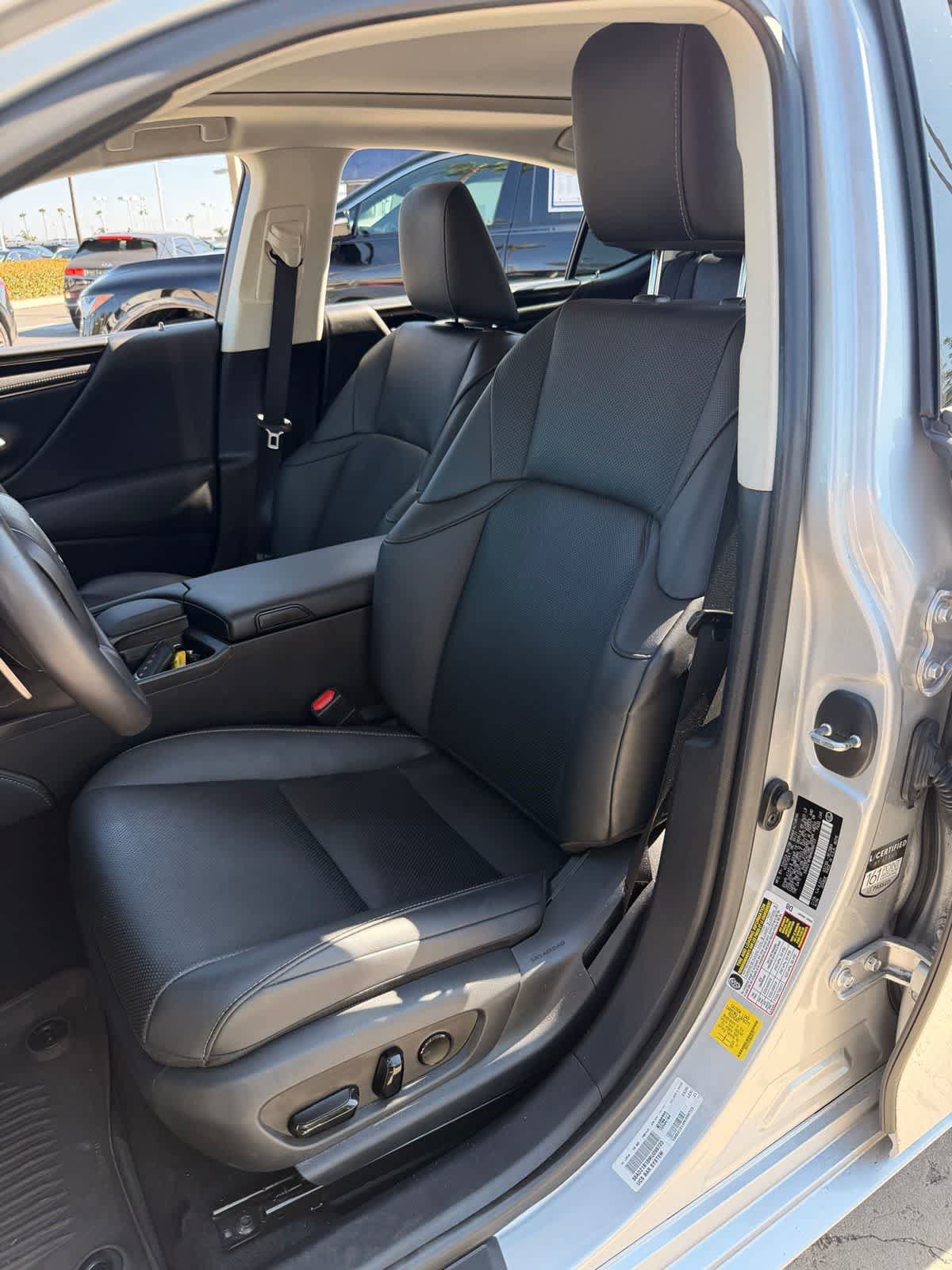 Used 2021 Lexus ES 350 w/ Premium Package FWD image 9