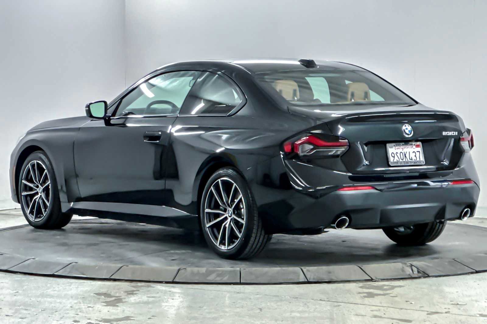 Used 2025 BMW 230i Coupe w/ Premium Package image 6