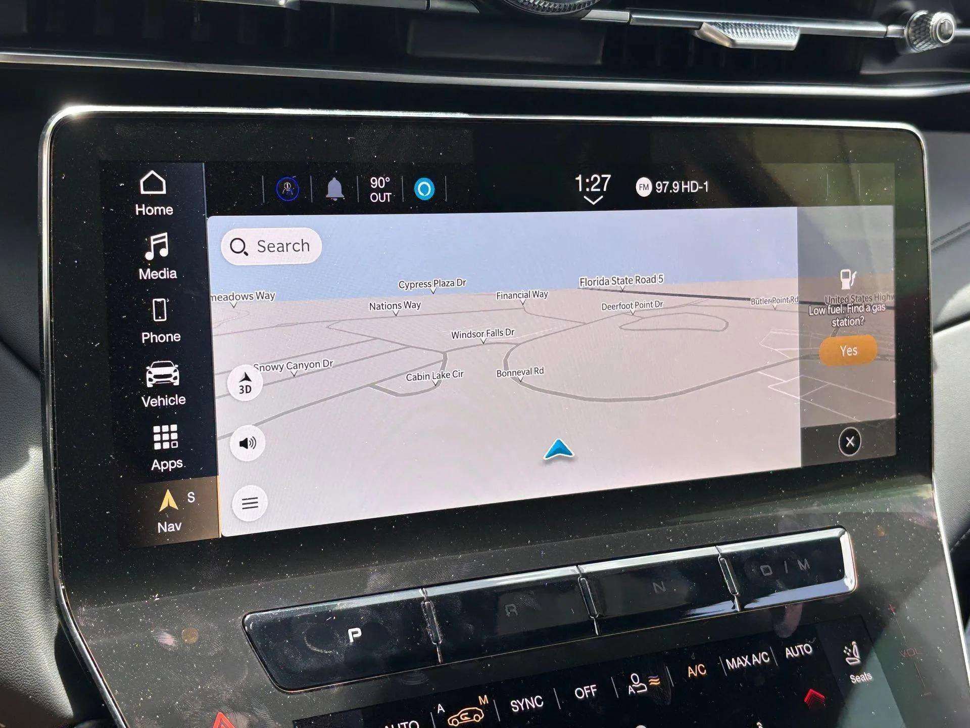 New 2025 Maserati Grecale GT image 16