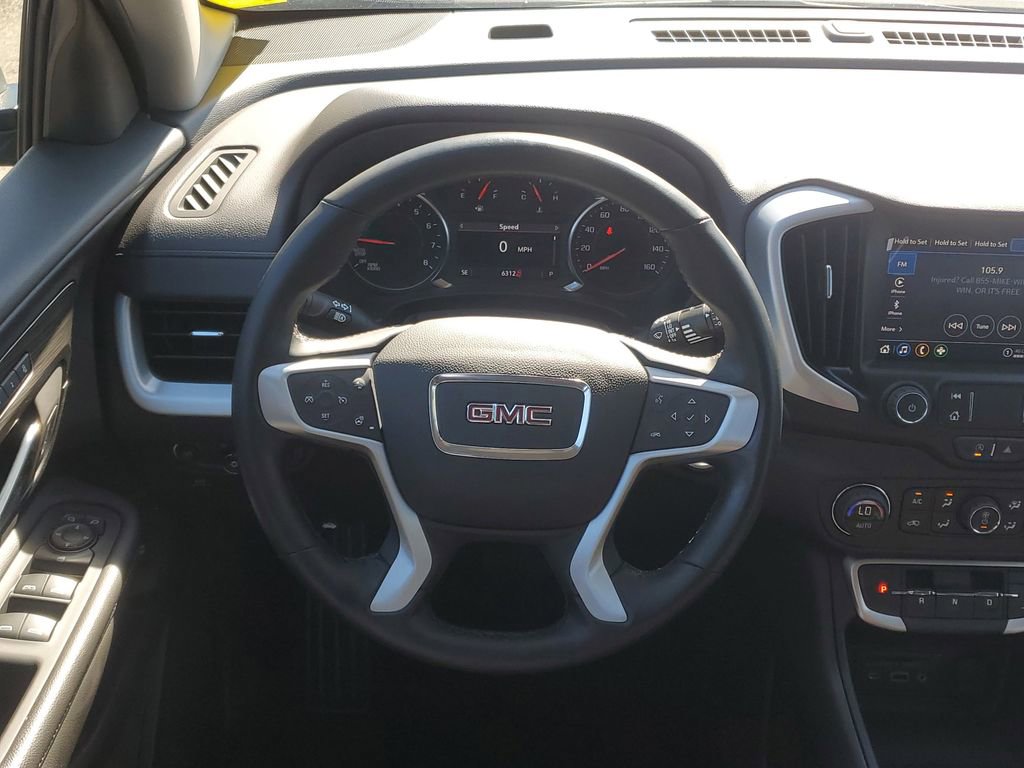 Used 2024 GMC Terrain SLT w/ LPO, Floor Liner Package image 27