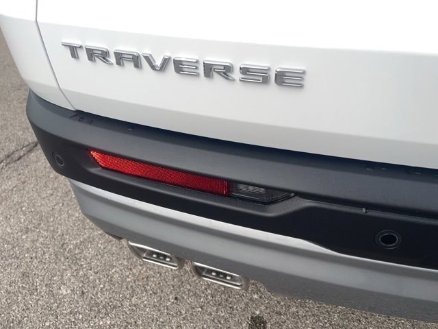 New 2026 Chevrolet Traverse LT w/ Sun and Wheel Package image 11