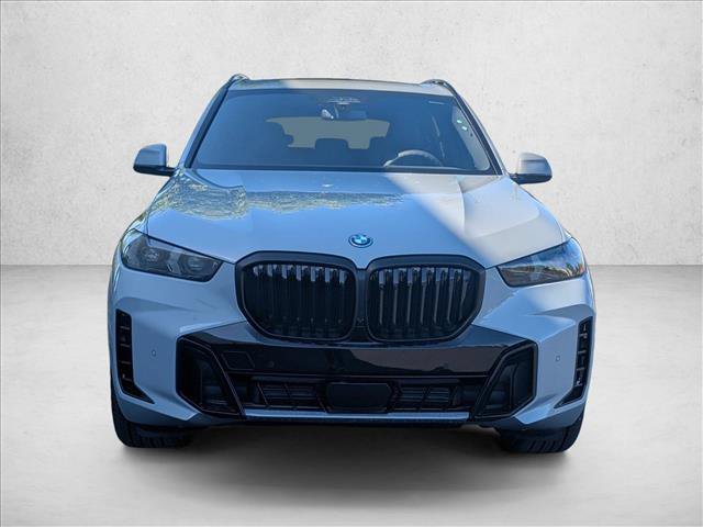 New 2026 BMW X5 xDrive50e w/ M Sport Package AWD/4WD image 3