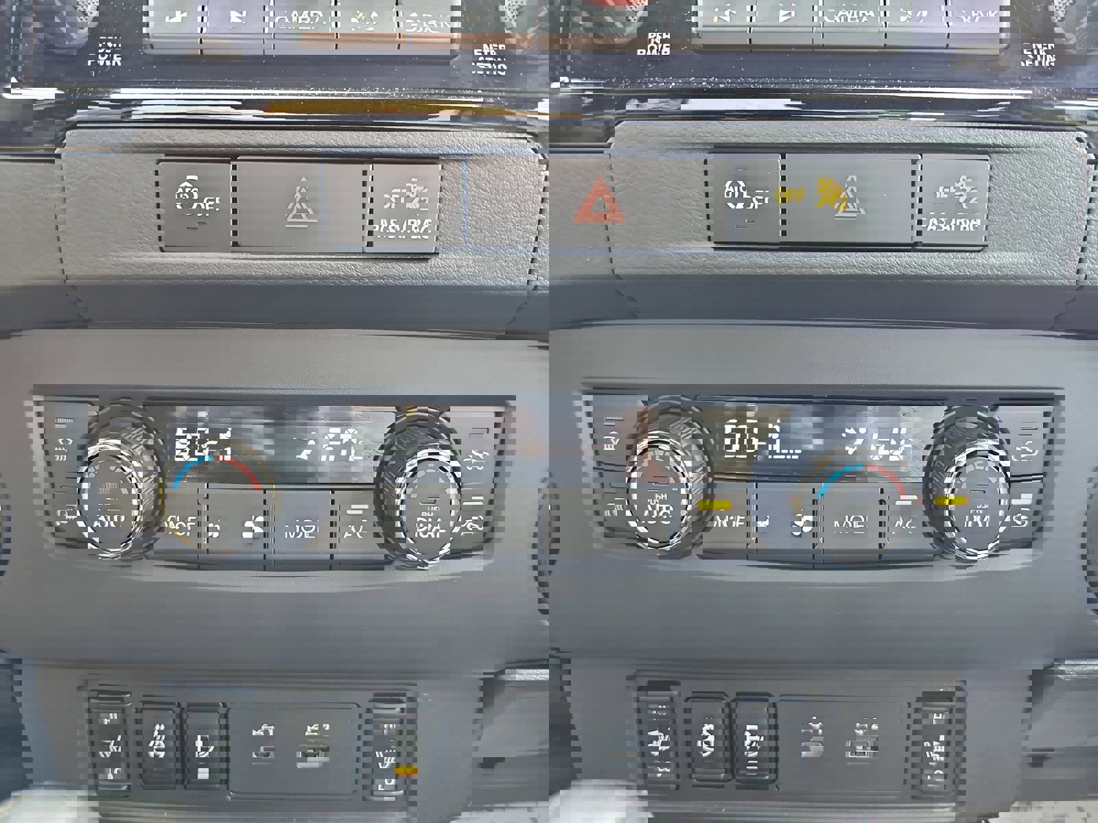 Used 2024 Nissan Frontier PRO-4X w/ Pro Premium Package image 24