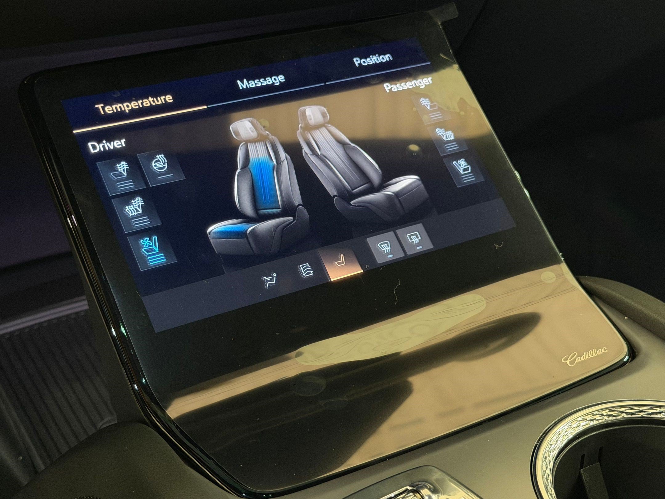 New 2027 Cadillac Vistiq Luxury AWD/4WD image 39