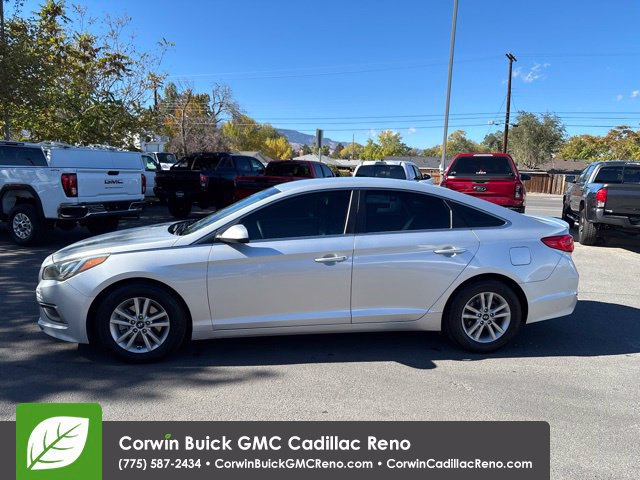 Used 2016 Hyundai Sonata SE FWD image 5