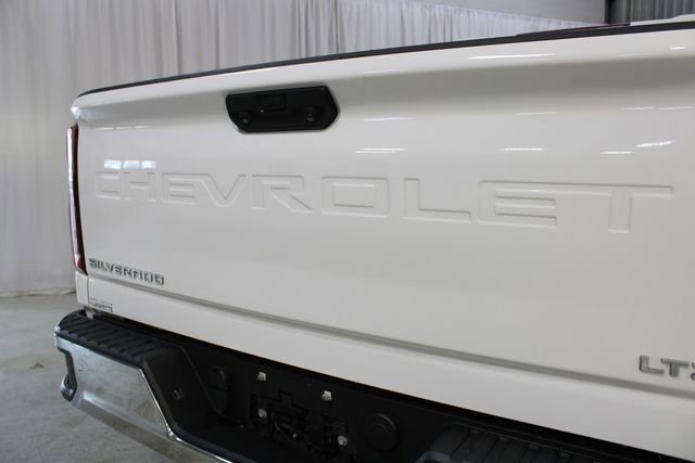 Used 2024 Chevrolet Silverado 2500 LTZ AWD/4WD image 31