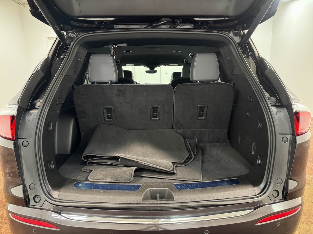 Used 2024 Buick Enclave Premium image 74
