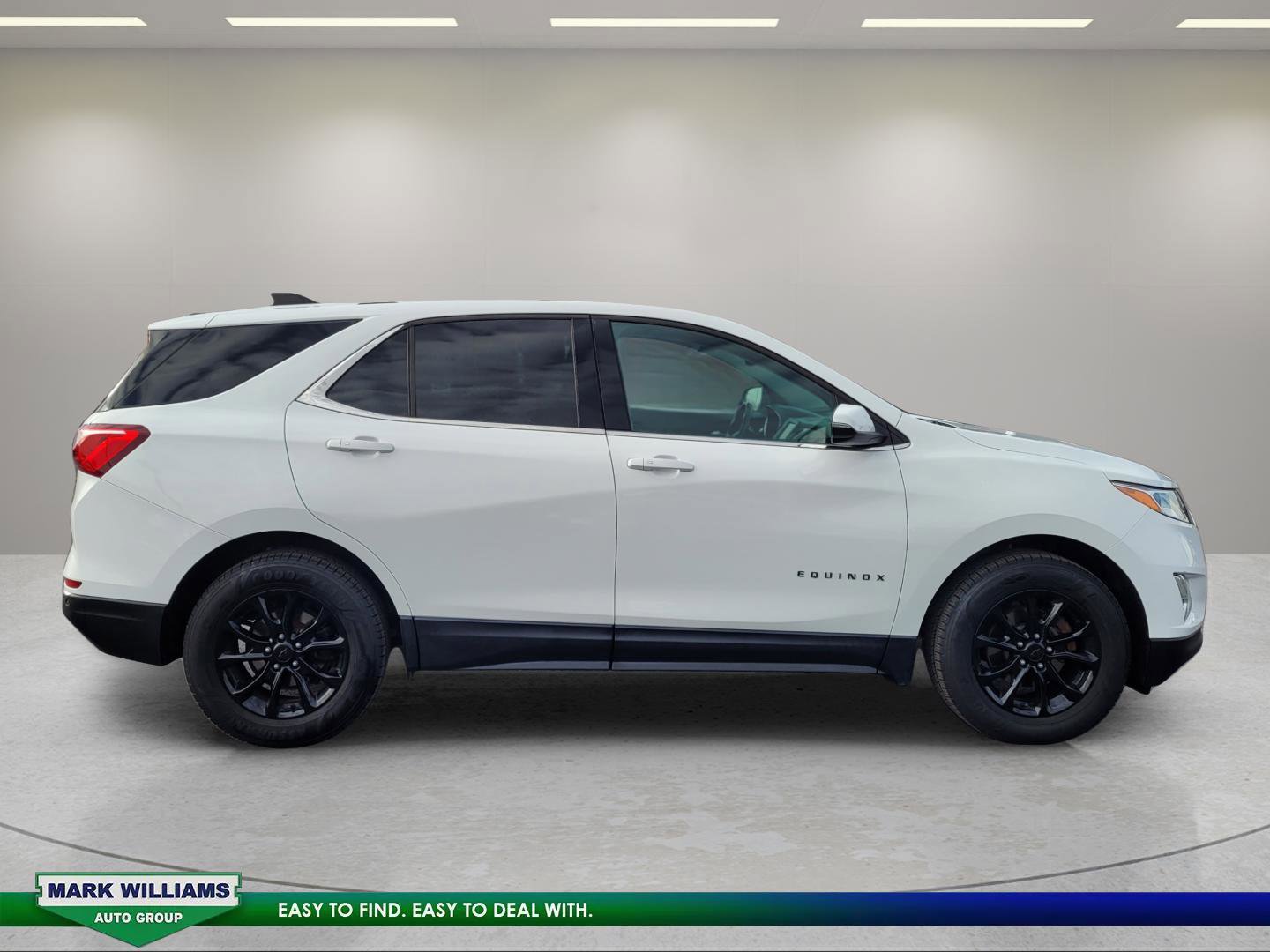 Used 2019 Chevrolet Equinox LT image 2