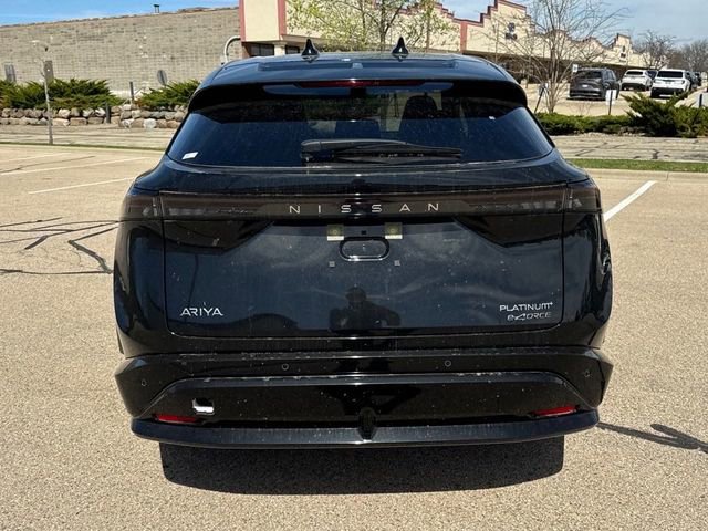 New 2025 Nissan Ariya Platinum image 4