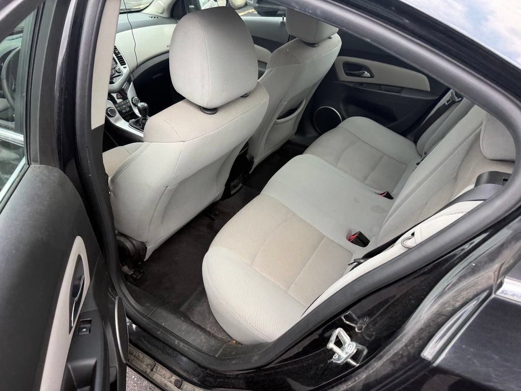 Used 2012 Chevrolet Cruze Eco FWD image 5