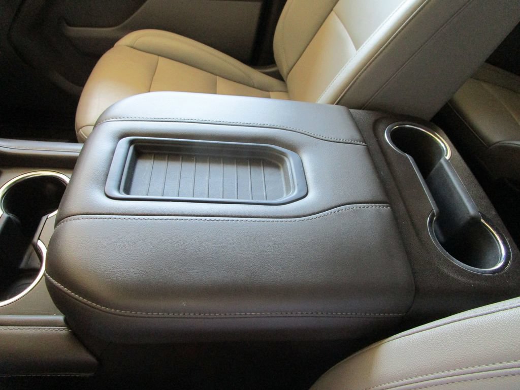 Used 2023 Chevrolet Tahoe LT w/ Luxury Package RWD image 42