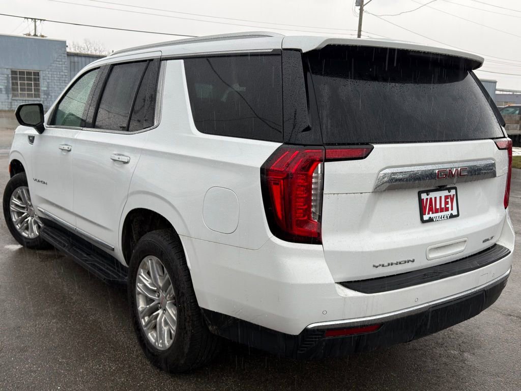 Used 2024 GMC Yukon SLT AWD/4WD image 13