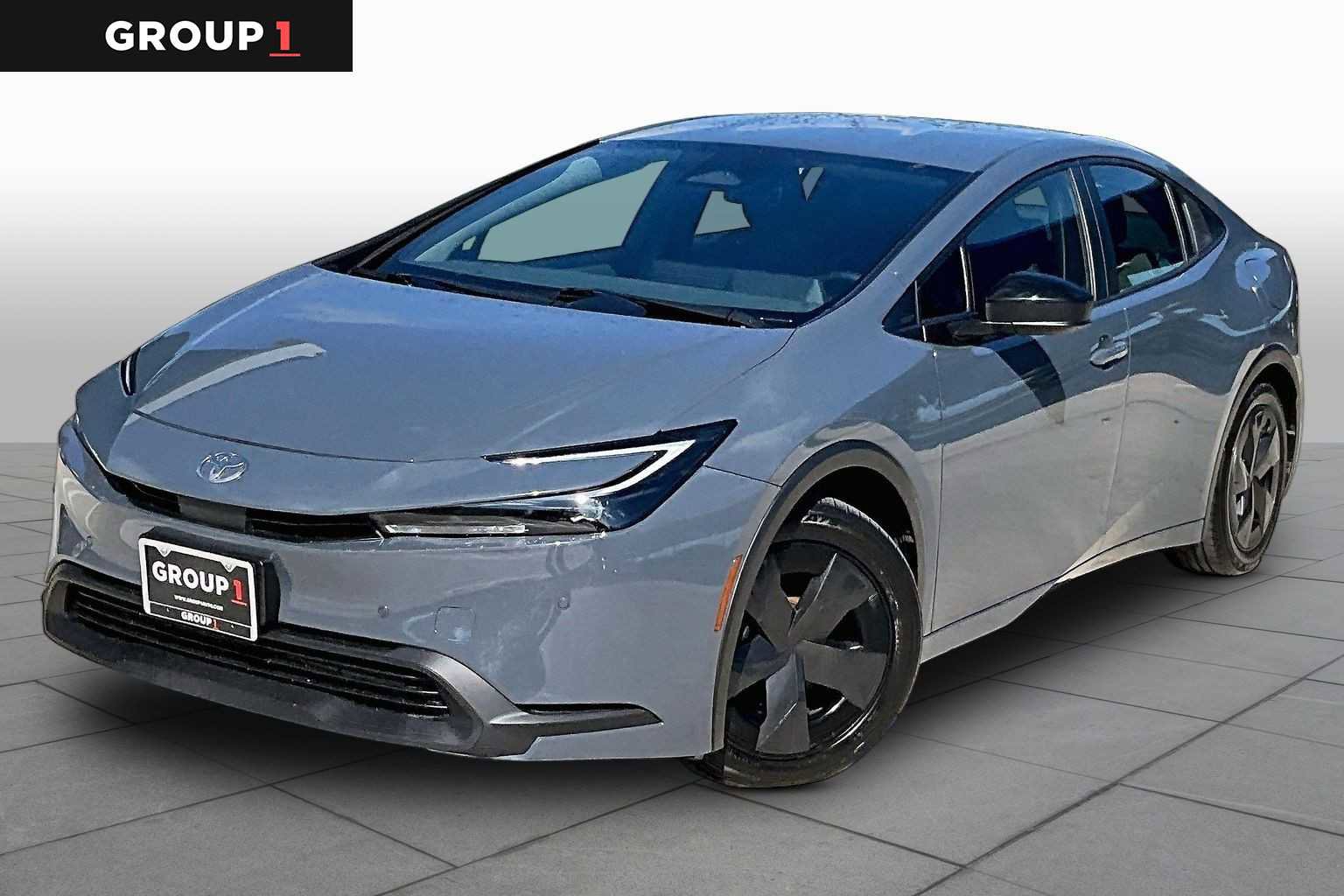 Used 2023 Toyota Prius LE FWD video 1