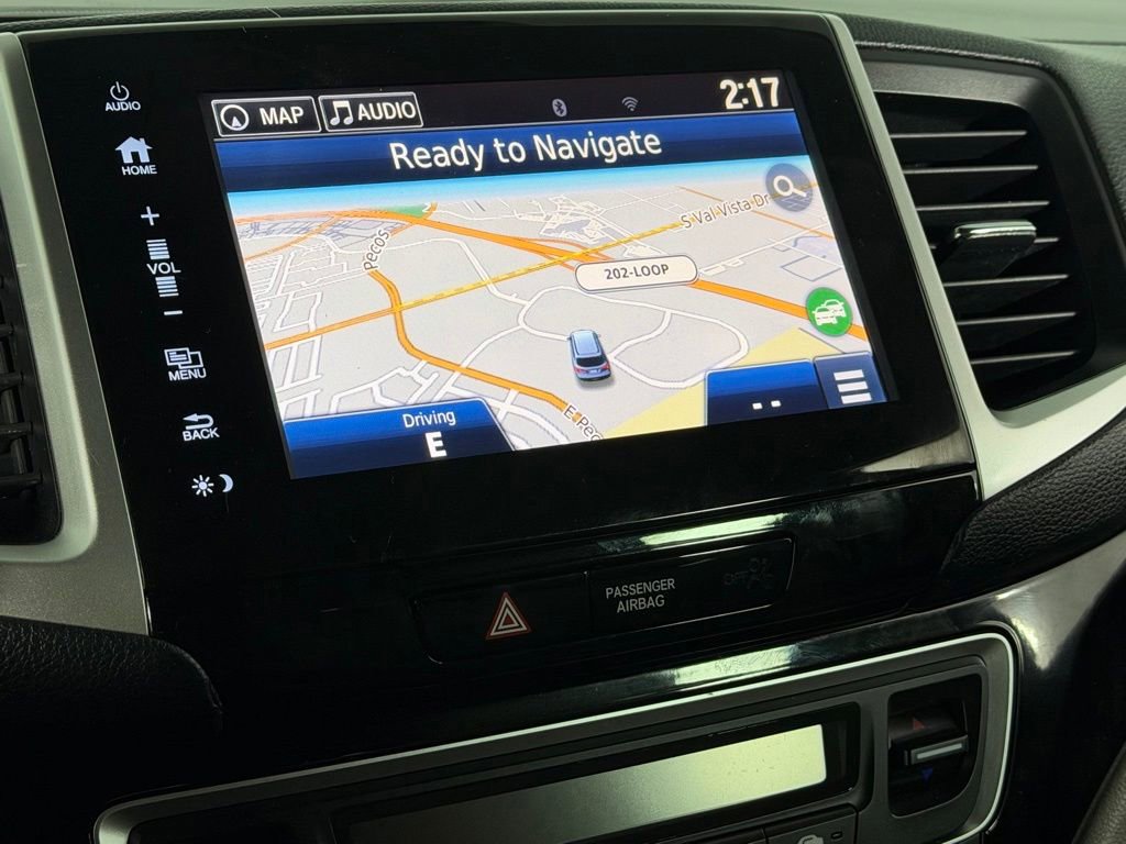 Used 2017 Honda Pilot Touring image 17