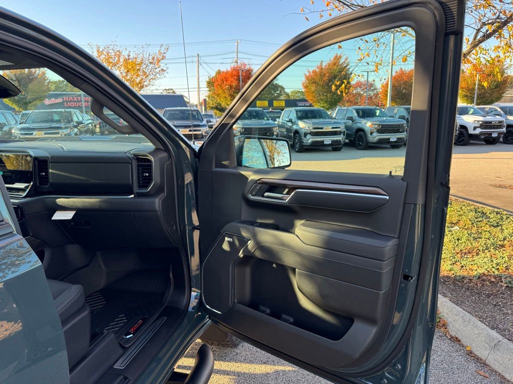 New 2026 Chevrolet Silverado 1500 LT Trail Boss w/ Safety Package image 23