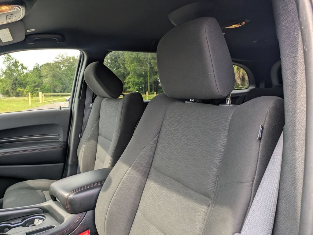 Used 2025 Dodge Durango GT RWD image 15