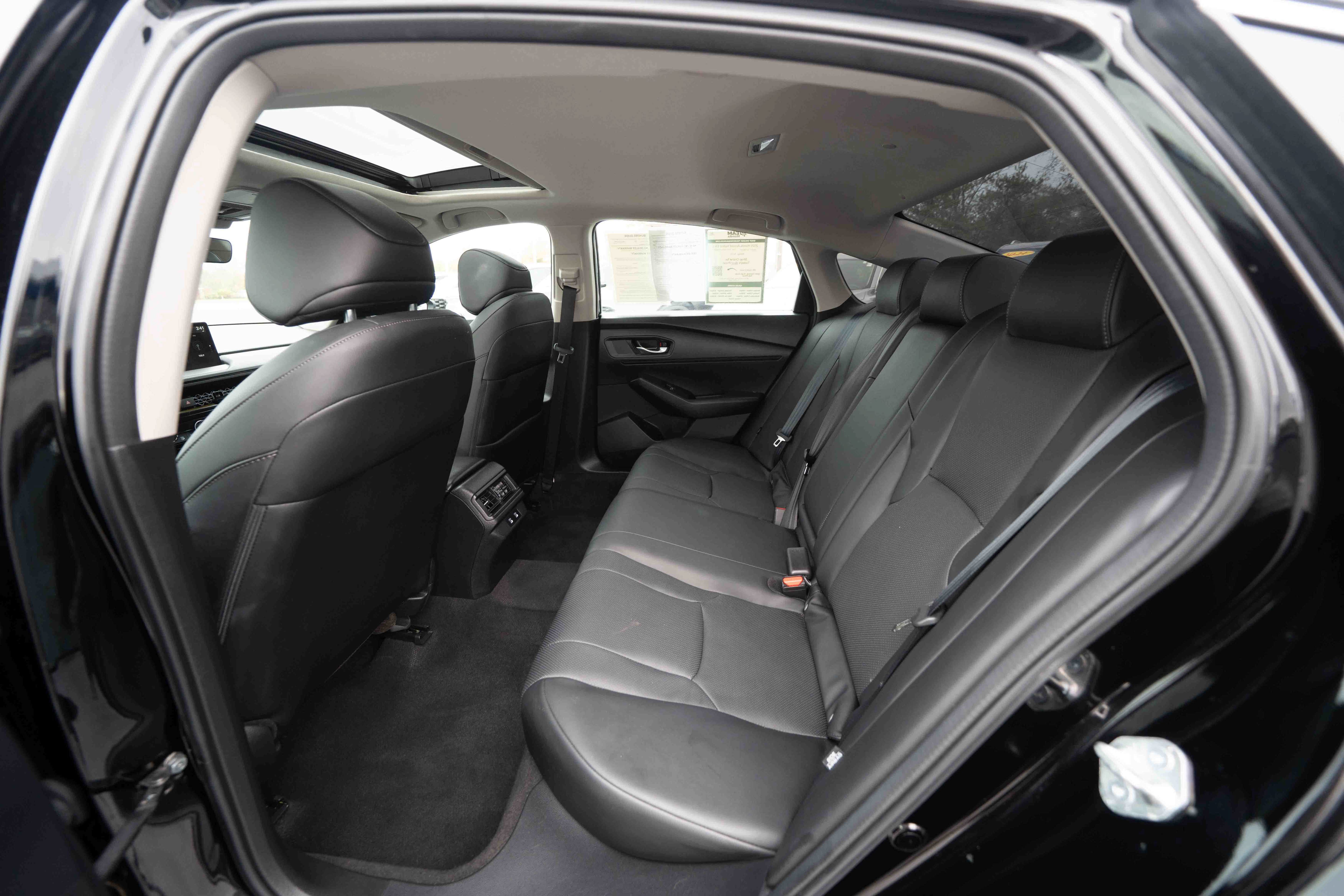 Used 2025 Honda Accord EX-L image 23