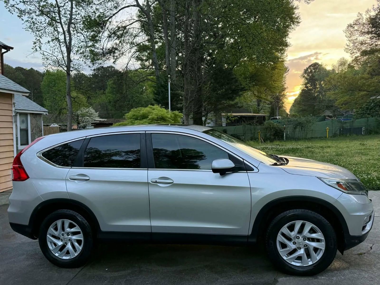 Used 2015 Honda CR-V EX image 16