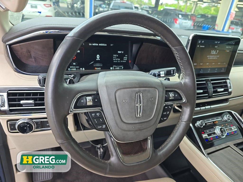 Used 2020 Lincoln Navigator L Reserve RWD image 11