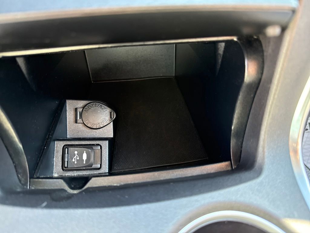 Used 2017 Toyota Camry SE image 24