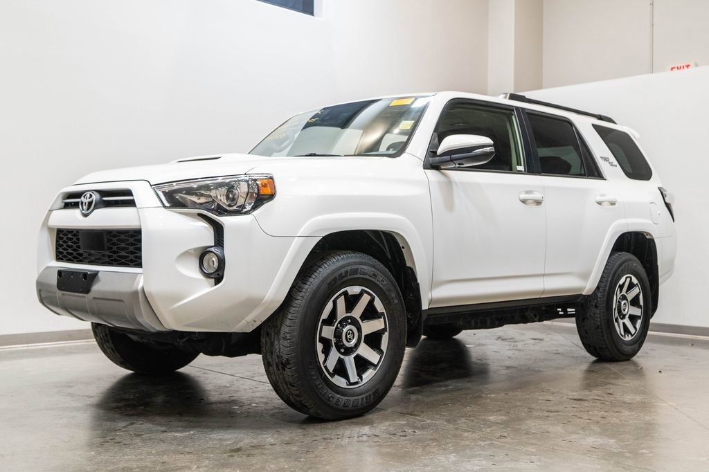 Used 2020 Toyota 4Runner TRD Off-Road Premium w/ Moonroof Package image 3