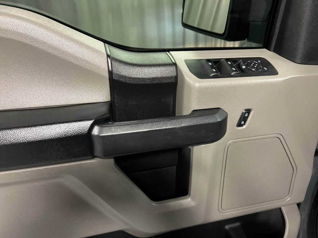 Used 2019 Ford F150 XL w/ Equipment Group 101A Mid AWD/4WD image 12