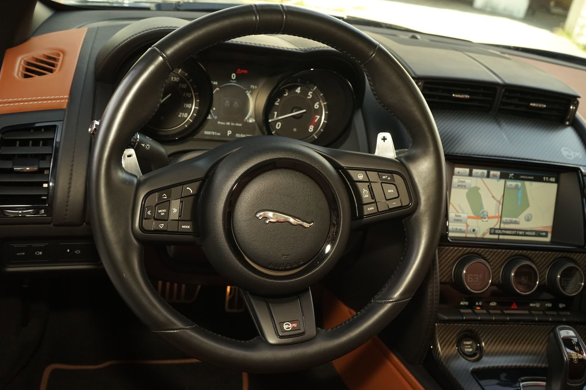 Used 2017 Jaguar F-TYPE SVR AWD/4WD image 20