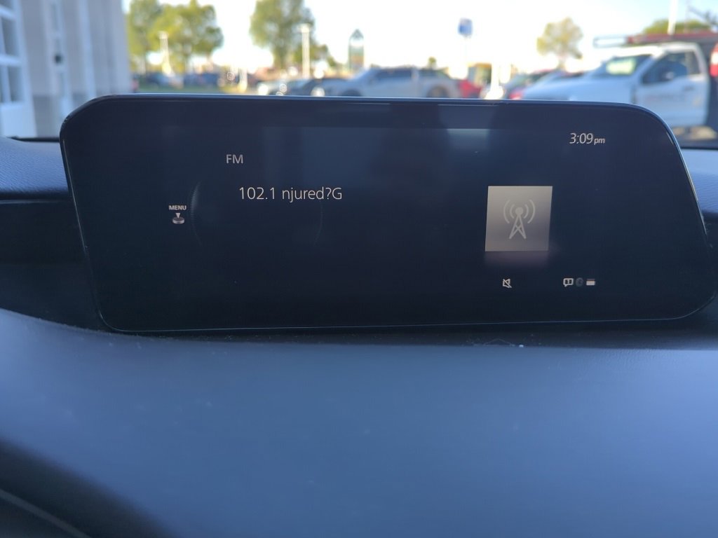 Used 2023 MAZDA MAZDA3 s image 23