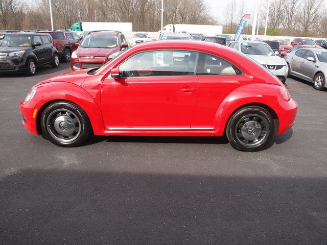 Used 2012 Volkswagen Beetle 2.5 FWD image 3