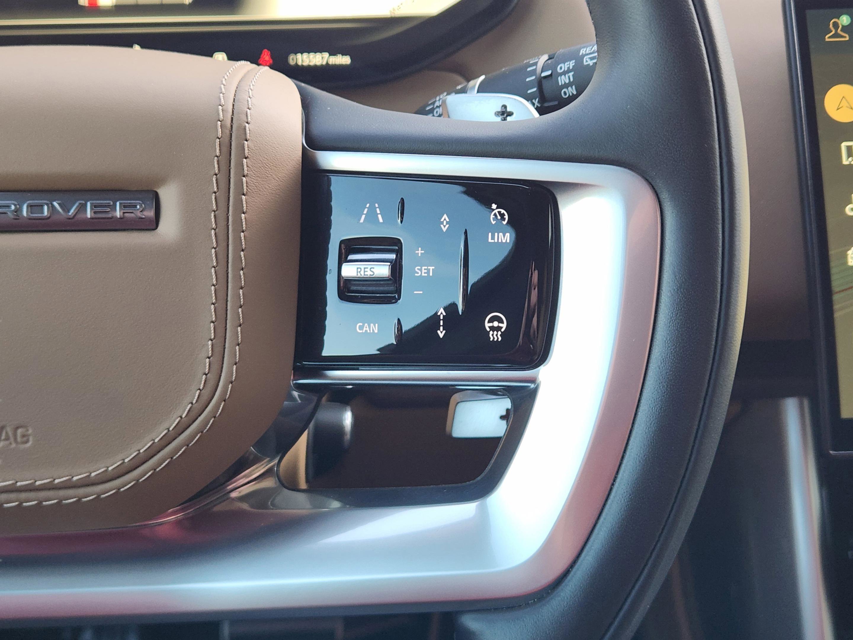 Certified 2023 Land Rover Range Rover Long Wheelbase SE image 31