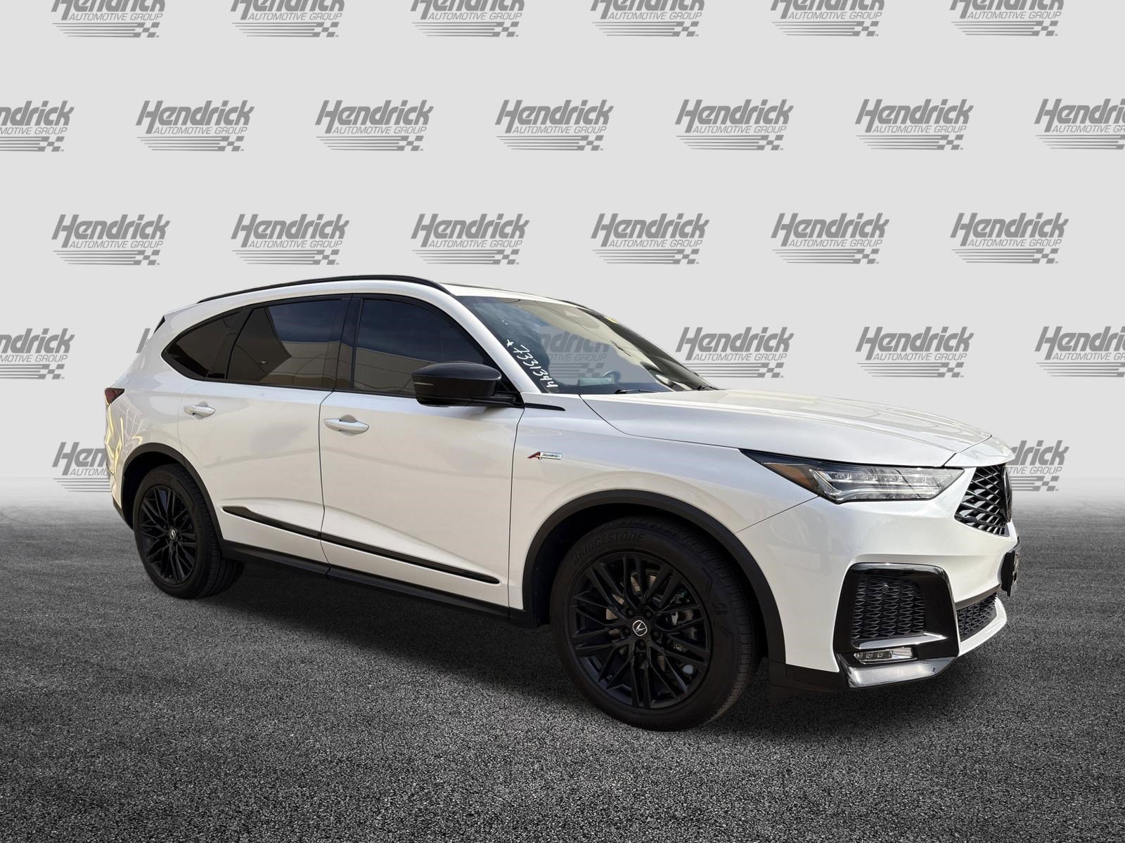 Used 2025 Acura MDX A-Spec image 2