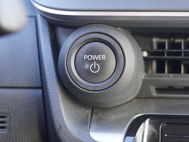 Used 2024 Toyota Prius LE image 25