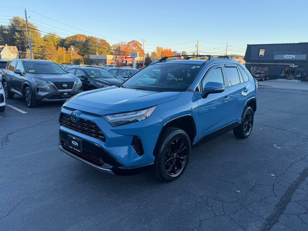 Used 2022 Toyota RAV4 SE w/ SE Grade Weather Package AWD/4WD image 1