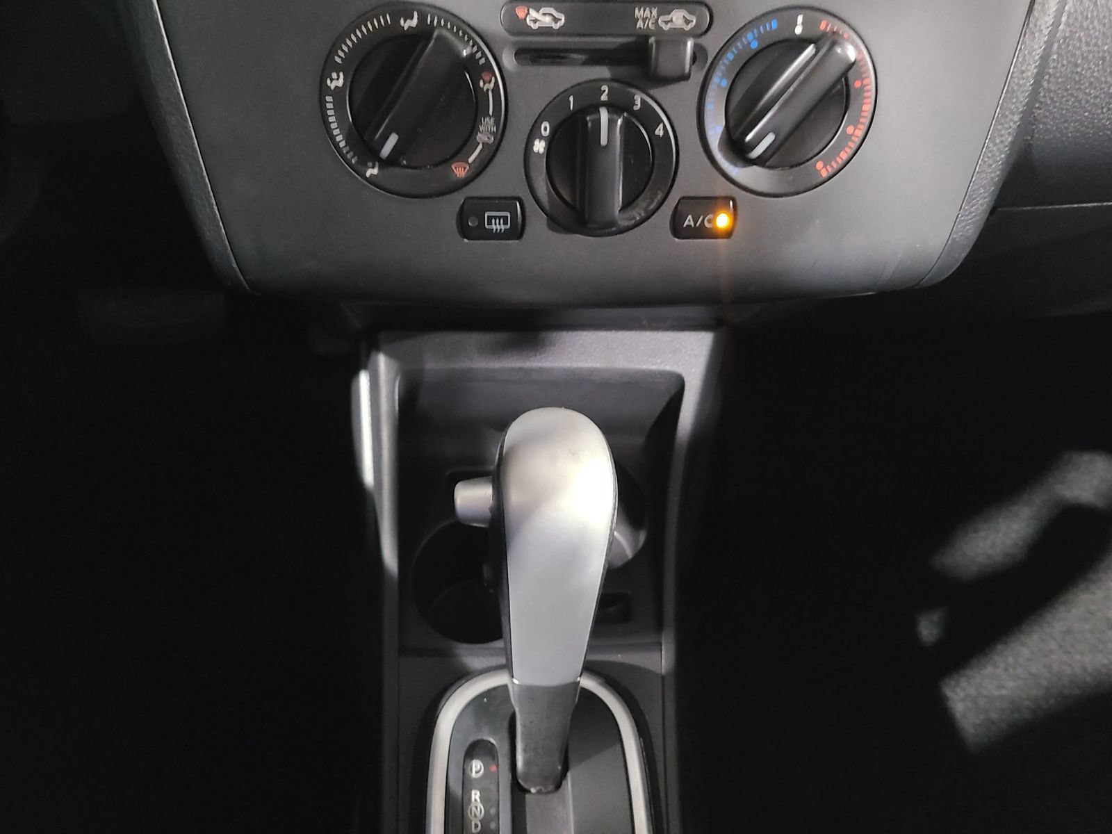 Used 2012 Nissan Versa 1.8 S w/ Plus Pkg FWD image 25