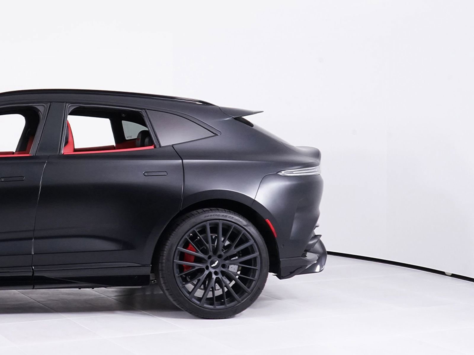 Used 2023 Aston Martin DBX 707 AWD/4WD image 13