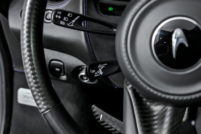 Used 2019 McLaren 720S RWD image 28