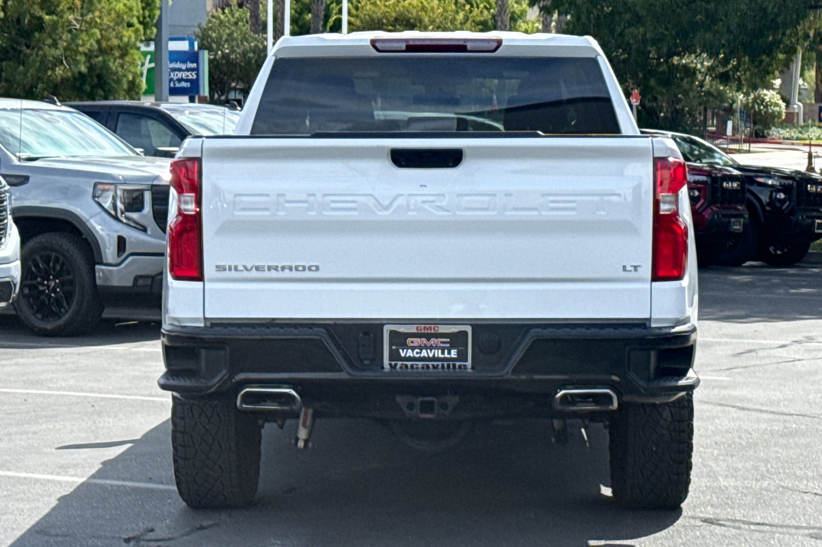 Used 2023 Chevrolet Silverado 1500 LT Trail Boss w/ Protection Package AWD/4WD image 5