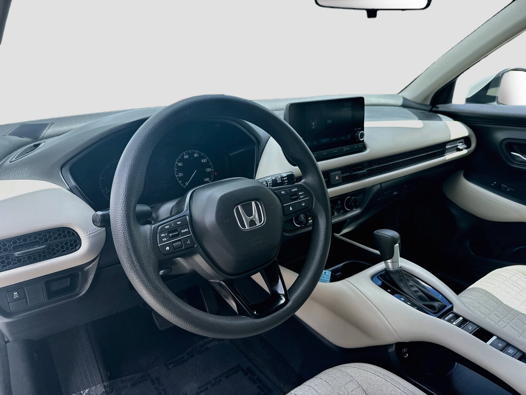 Used 2024 Honda HR-V LX image 9