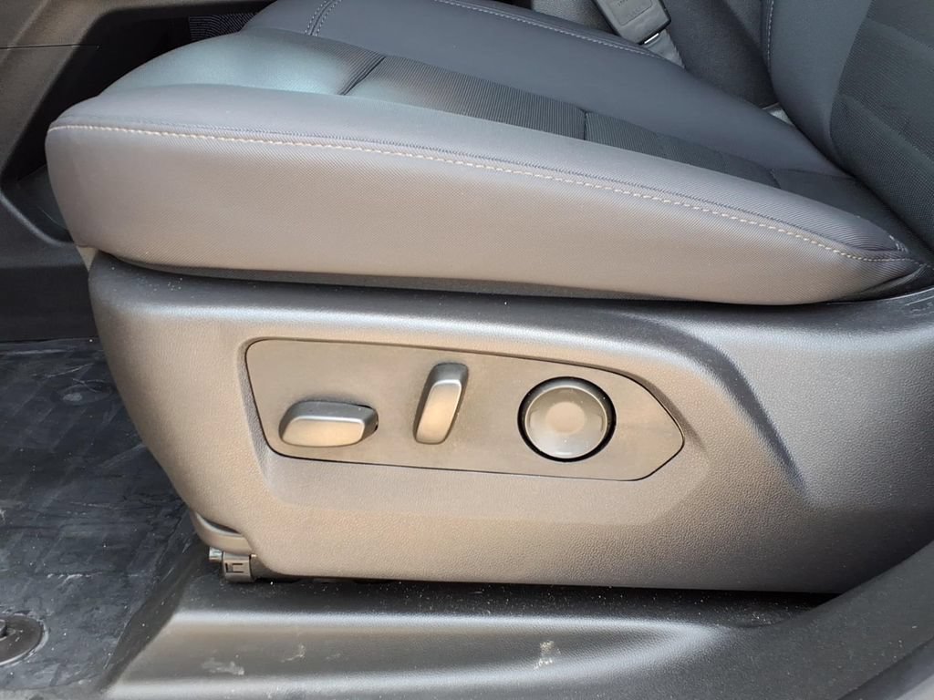 Used 2025 GMC Hummer EV 3X w/ LPO, Sport Package AWD/4WD image 25